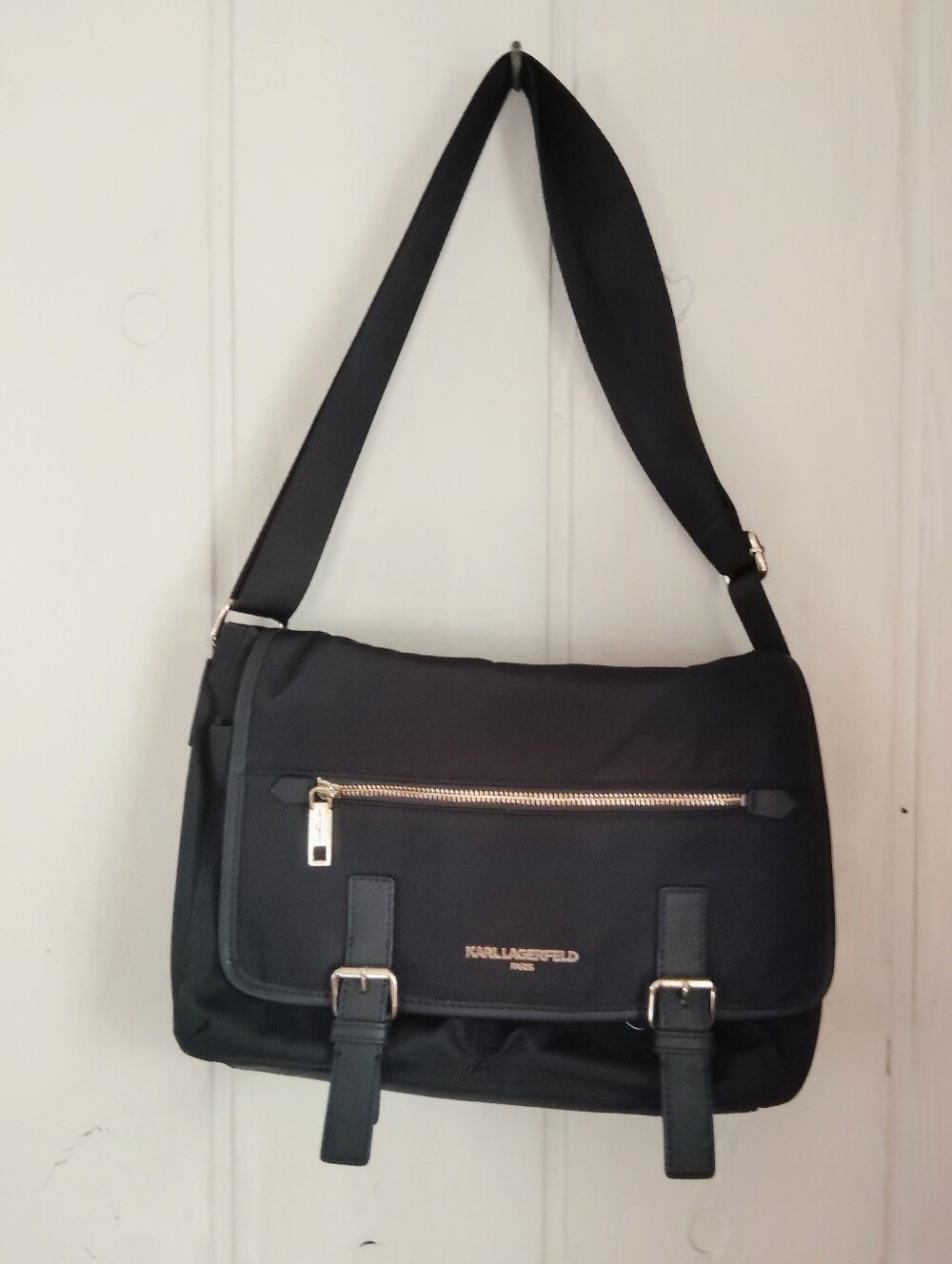 Karl Lagerfeld Black Nylon Messenger Bag. CLEAN & LIKE NEW!!